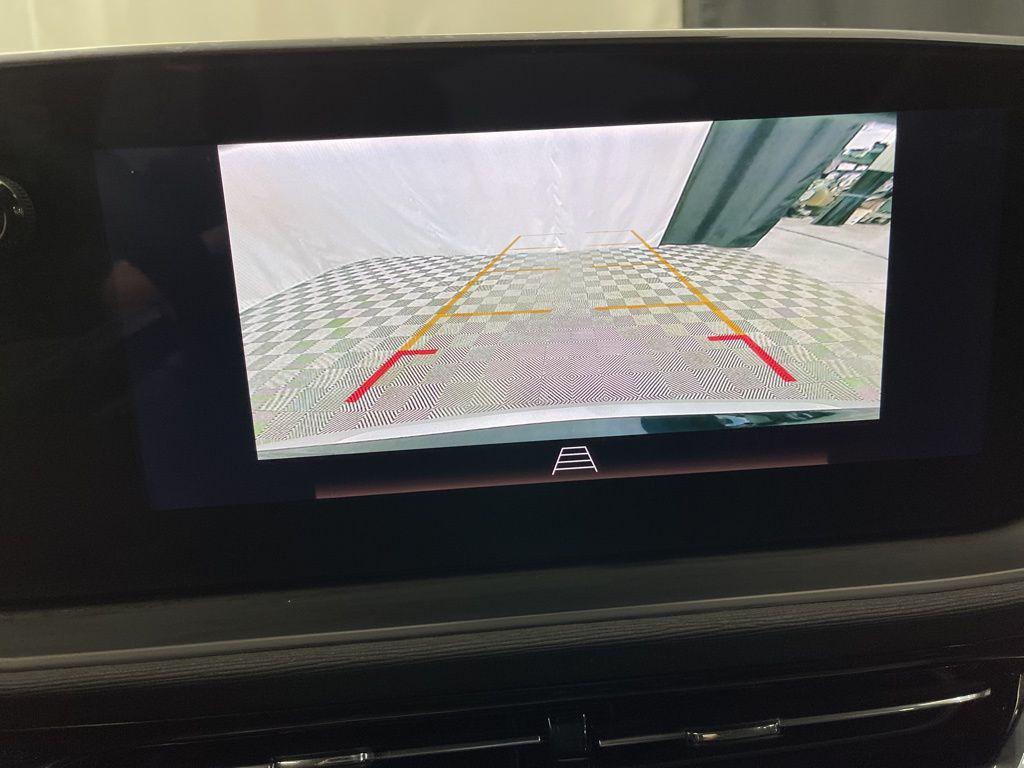 used 2024 Buick Envista car, priced at $23,795