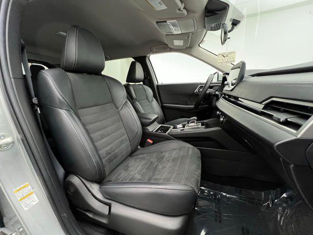 used 2024 Mitsubishi Outlander car, priced at $24,985