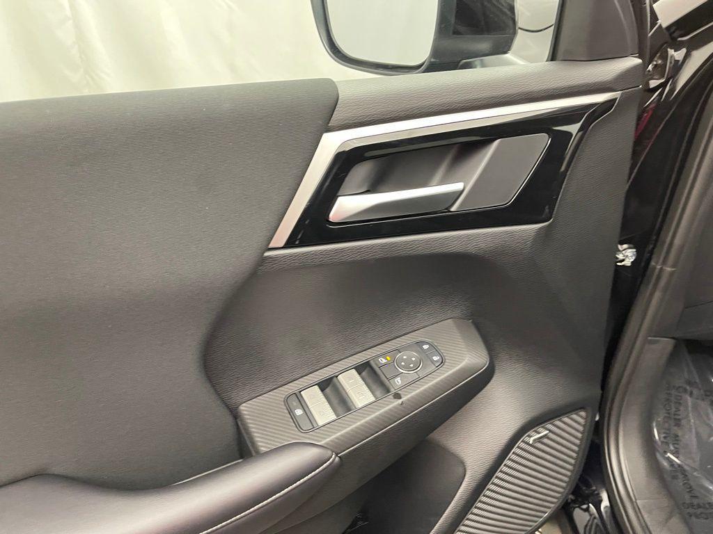 new 2025 Mitsubishi Outlander car, priced at $32,315