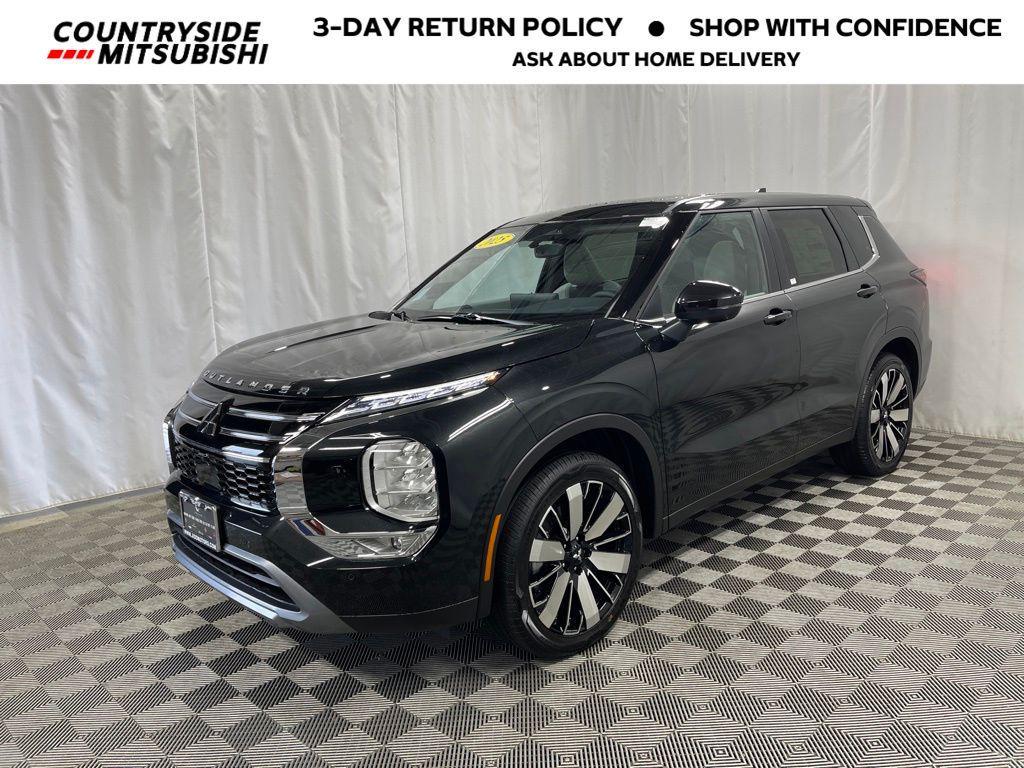 new 2025 Mitsubishi Outlander car, priced at $37,755