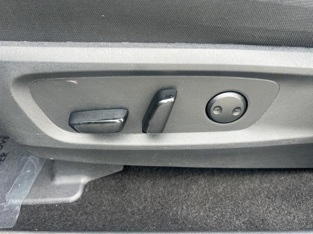 used 2025 Nissan Pathfinder car, priced at $35,589