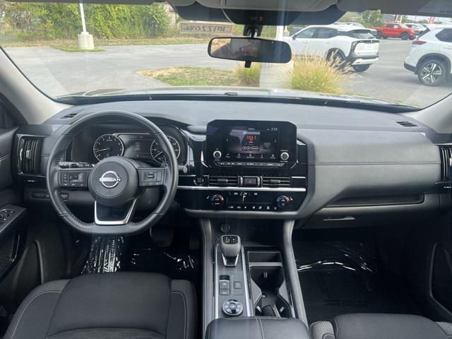 used 2025 Nissan Pathfinder car, priced at $35,589