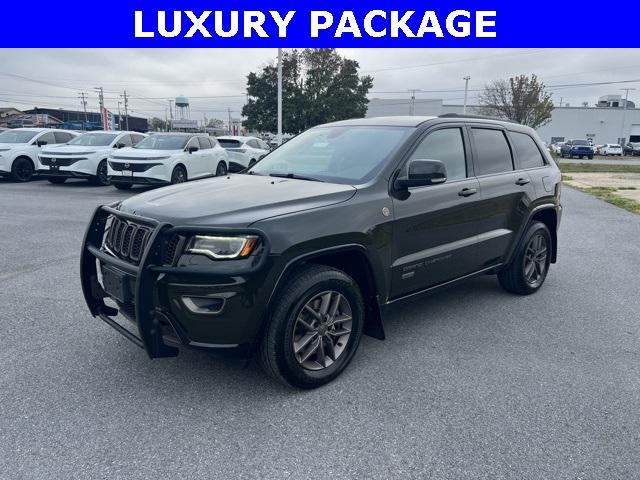 used 2016 Jeep Grand Cherokee car, priced at $11,600