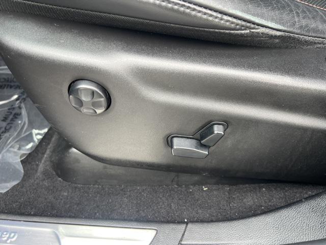 used 2016 Jeep Grand Cherokee car, priced at $11,600