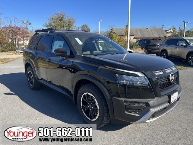 new 2025 Nissan Pathfinder car, priced at $41,492