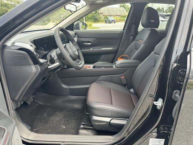 new 2025 Nissan Kicks car, priced at $28,163