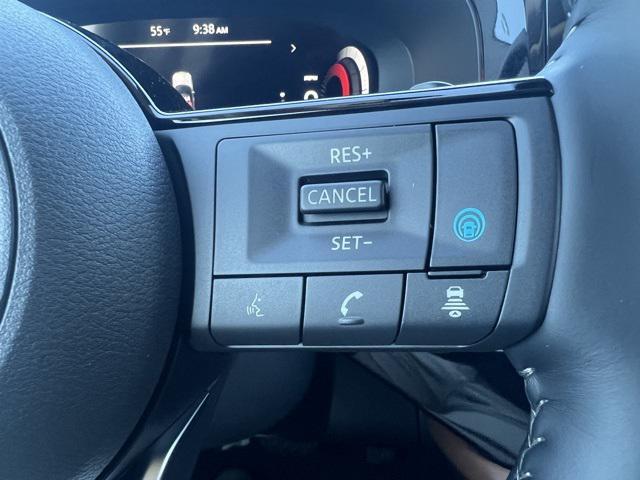 new 2025 Nissan Pathfinder car, priced at $45,623