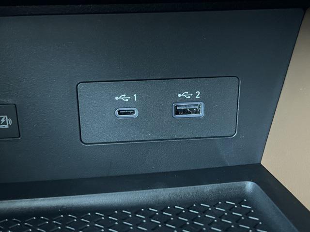 new 2025 Nissan Pathfinder car, priced at $45,623