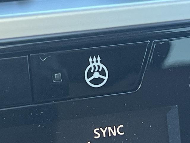 new 2025 Nissan Pathfinder car, priced at $45,623