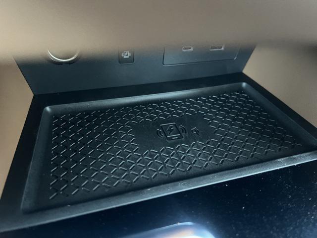 new 2025 Nissan Pathfinder car, priced at $45,623