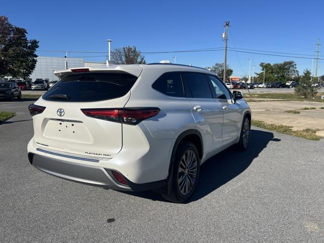 used 2021 Toyota Highlander car, priced at $36,275