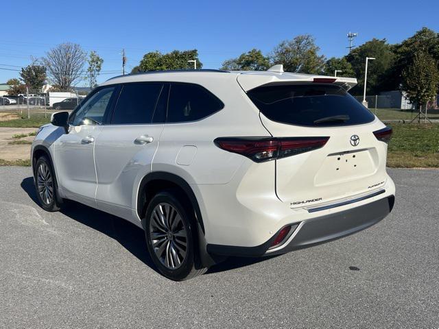 used 2021 Toyota Highlander car, priced at $36,275
