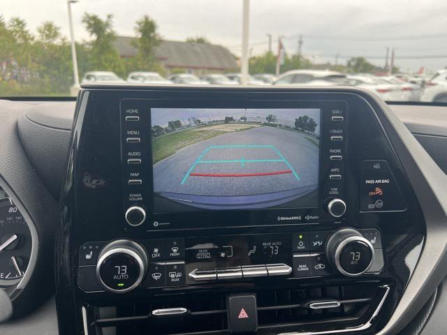 used 2021 Toyota Highlander car, priced at $33,800