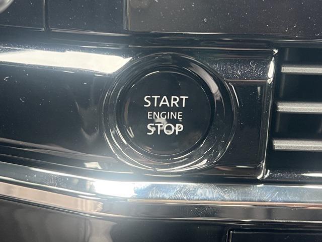 new 2025 Nissan Pathfinder car, priced at $37,187