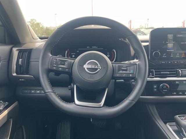 new 2025 Nissan Pathfinder car, priced at $45,817