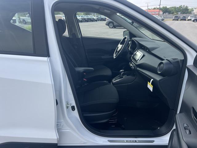 new 2025 Nissan Kicks car, priced at $22,216