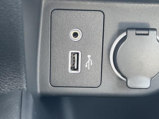 new 2025 Nissan Kicks car, priced at $22,216