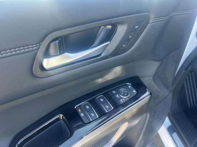 new 2025 Nissan Pathfinder car, priced at $44,344