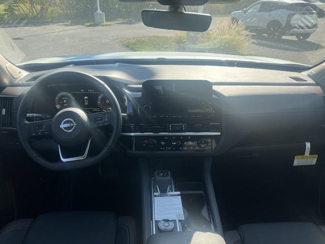 new 2025 Nissan Pathfinder car, priced at $44,344