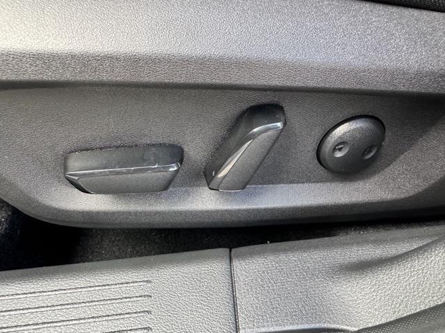 new 2025 Nissan Rogue car, priced at $32,648