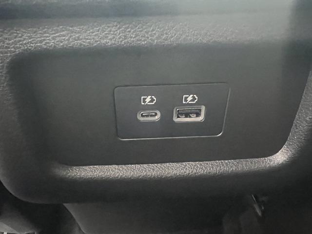 new 2025 Nissan Pathfinder car, priced at $37,841