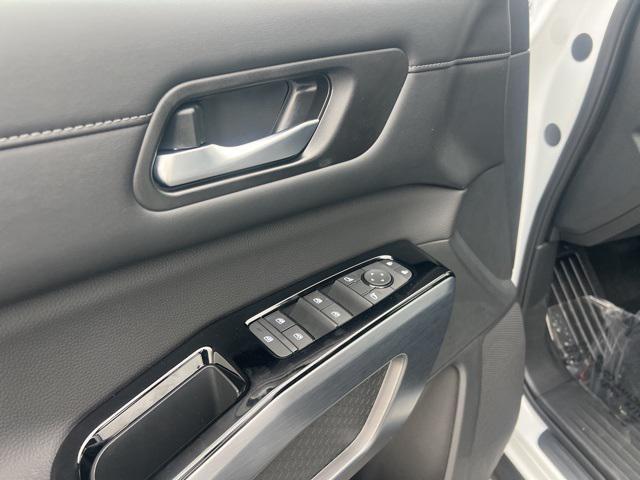 new 2025 Nissan Pathfinder car, priced at $37,841