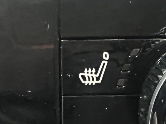 new 2025 Nissan Pathfinder car, priced at $37,841