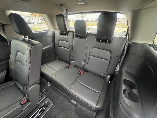 new 2025 Nissan Pathfinder car, priced at $37,841