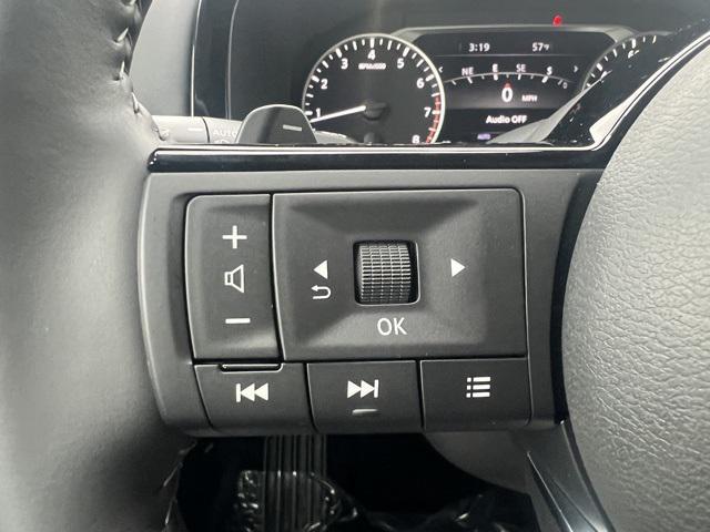 new 2025 Nissan Pathfinder car, priced at $37,841