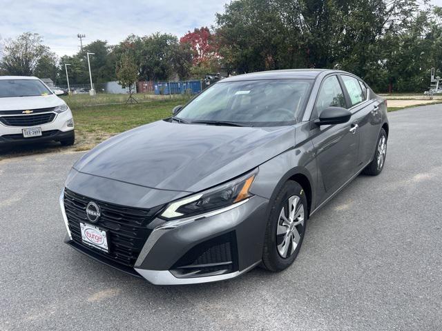 new 2025 Nissan Altima car, priced at $25,936