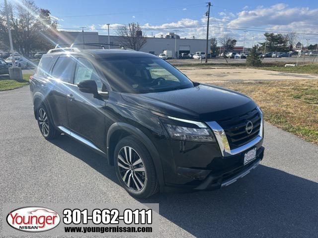 new 2025 Nissan Pathfinder car, priced at $43,631