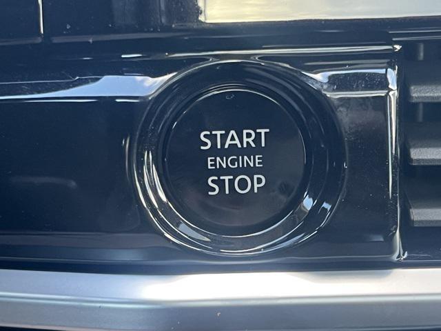 new 2025 Nissan Pathfinder car, priced at $43,631