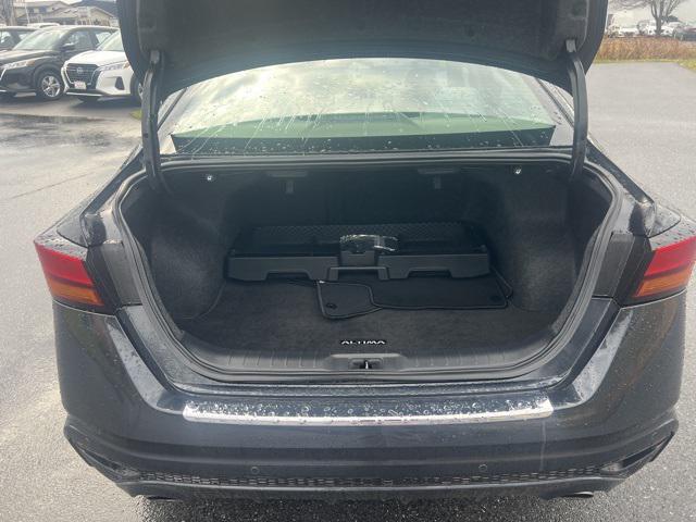 used 2022 Nissan Altima car, priced at $19,000