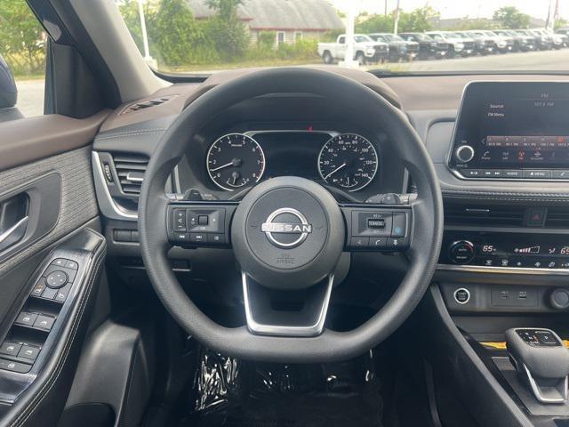 used 2023 Nissan Rogue car, priced at $23,325