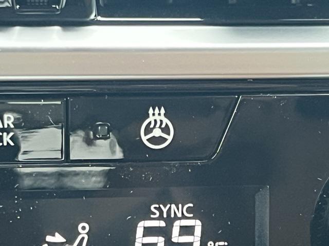 new 2025 Nissan Pathfinder car, priced at $44,468