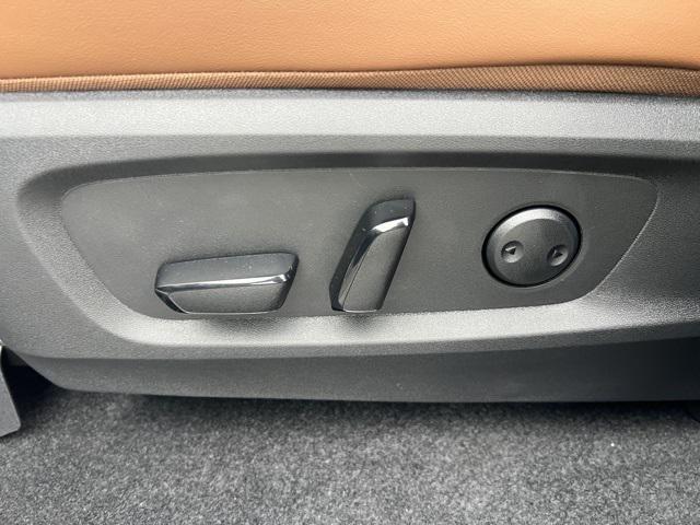 new 2025 Nissan Pathfinder car, priced at $44,468