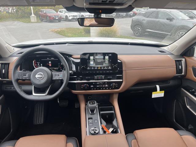 new 2025 Nissan Pathfinder car, priced at $44,468