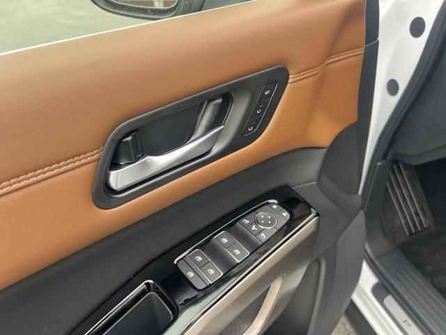 new 2025 Nissan Pathfinder car, priced at $44,468