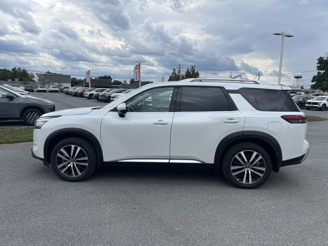 new 2025 Nissan Pathfinder car, priced at $50,018