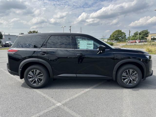 new 2024 Nissan Pathfinder car, priced at $34,238