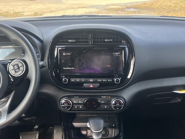 used 2022 Kia Soul car, priced at $15,500