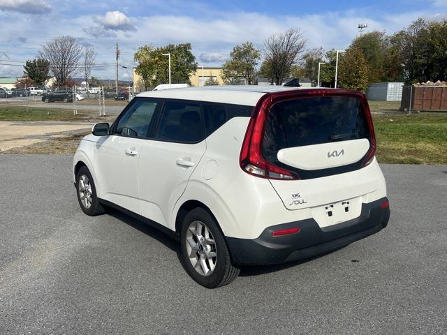used 2022 Kia Soul car, priced at $15,500