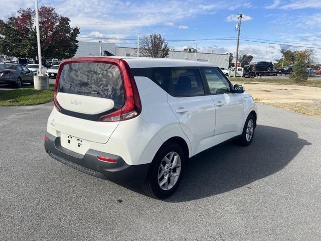 used 2022 Kia Soul car, priced at $15,500