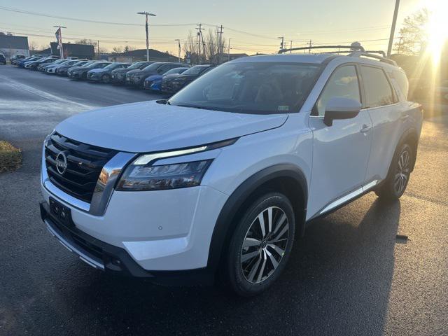 new 2025 Nissan Pathfinder car, priced at $52,246