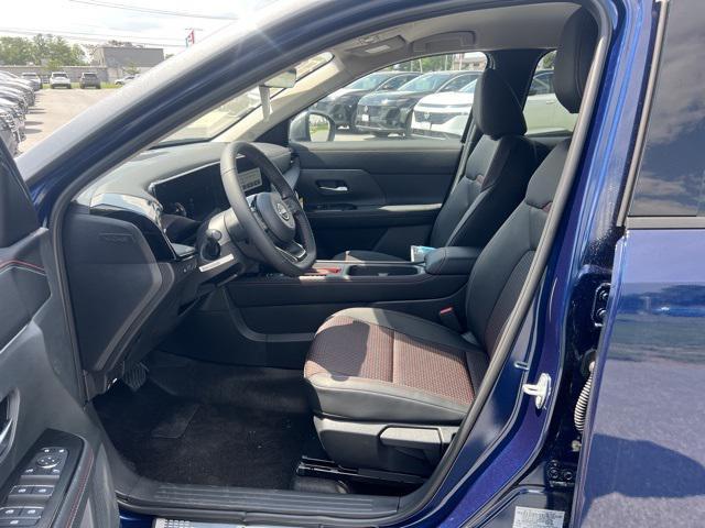 new 2025 Nissan Kicks car, priced at $30,522