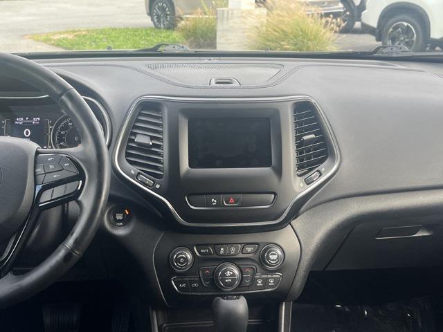 used 2020 Jeep Cherokee car, priced at $16,450