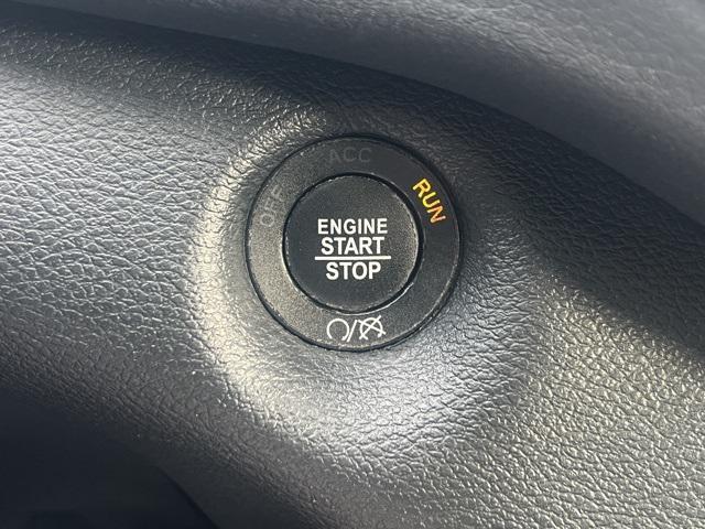 used 2020 Jeep Cherokee car, priced at $16,450
