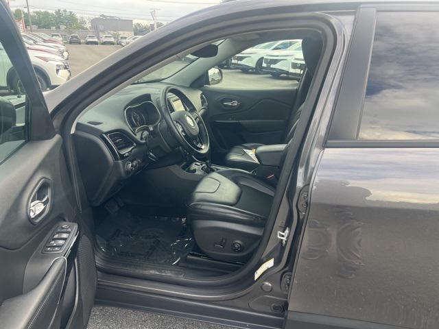 used 2020 Jeep Cherokee car, priced at $16,450