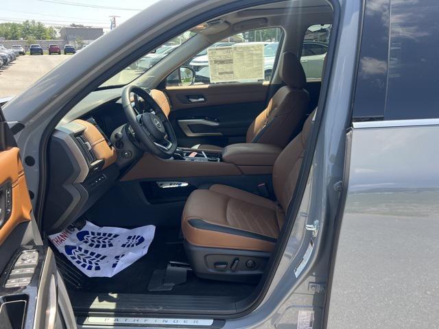 new 2025 Nissan Pathfinder car, priced at $50,065