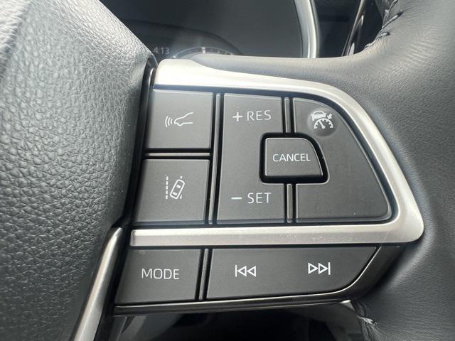 used 2023 Toyota Highlander Hybrid car, priced at $41,900